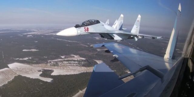 Ρωσία: Μαχητικό Su-27 αναχαίτισε δύο αμερικανικά βομβαρδιστικά πάνω από τη Βαλτική