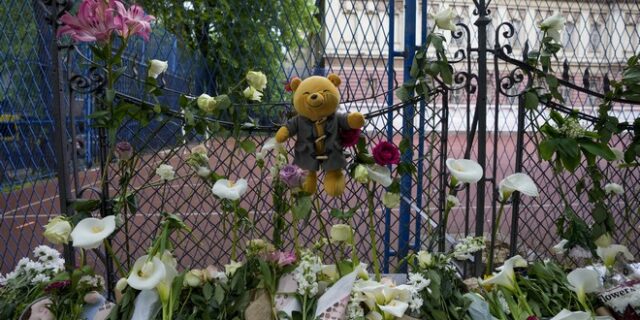 Μακελειό στο Βελιγράδι: Τριήμερο εθνικό πένθος στη Σερβία – Η λίστα στόχων και το σχεδιάγραμμα video-game