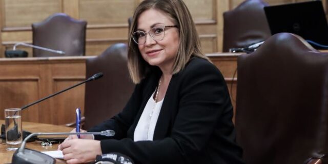 Μαρία Σπυράκη: “Δεν κρύφτηκα πίσω από την ασυλία μου – Ζήτησα την άρση της και την επίσπευση της διαδικασίας”