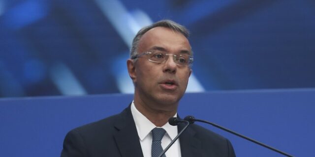 Σταϊκούρας: Οι πολίτες πληρώνουν 1 δισ. λιγότερο ΕΝΦΙΑ ετησίως σε σχέση με το 2018