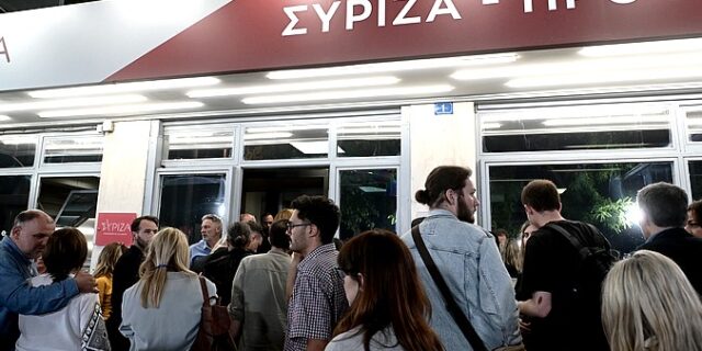 Ήταν λυγρά τα σήματα, αλλά ο ΣΥΡΙΖΑ δεν άκουγε “τη μυστική βοή των πλησιαζόντων γεγονότων”