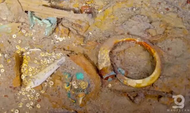 Τιτανικός: Βρέθηκε χρυσό περιδέραιο με δόντι από προϊστορικό καρχαρία, 111 χρόνια μετά