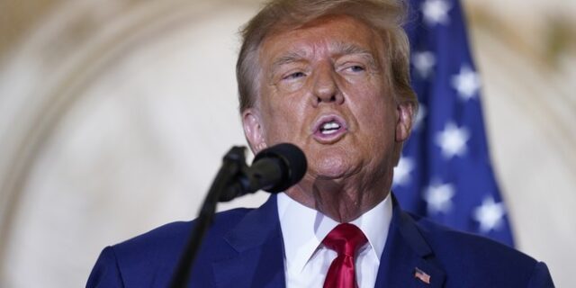 Ηχητικό ντοκουμέντο: Ο Ντόναλντ Τραμπ συζητά για απόρρητα έγγραφα – Η επίθεση στο Ιράν και το τρολάρισμα στη Χίλαρι Κλίντον