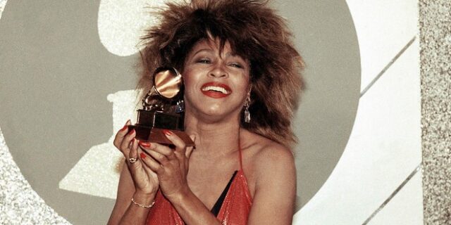 Tina Turner: Φόρος τιμής στη θρυλική τραγουδίστρια από τον Μικ Τζάγκερ μέχρι τον Ομπάμα