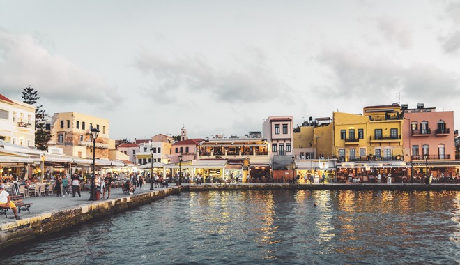 Χανιά ή Ηράκλειο; Πώς επηρεάζει ο ΒΟΑΚ το real estate της Κρήτης