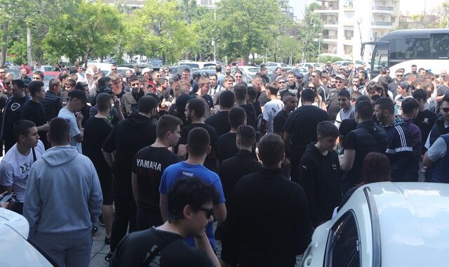 Τελικός Κυπέλου Ελλάδος: Η αστυνομία εμπόδισε την είσοδο οπαδών τους ΠΑΟΚ στον Βόλο