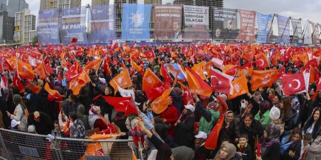 Εκλογές στην Τουρκία: Συγκρούσεις οπαδών και αντιπάλων του Ερντογάν στη Μασσαλία