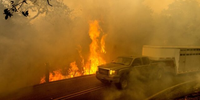 Καναδάς: Μεγάλες φωτιές έχουν κάψει πάνω από 5 εκατ. στρέμματα – Έκκληση για διεθνή βοήθεια