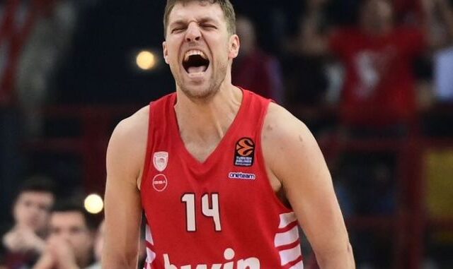Final Four 2023, Βεζένκοβ: “Υπήρχαν στιγμές που ήθελα να τα παρατήσω, χρωστάω πολλά στον Ολυμπιακό”