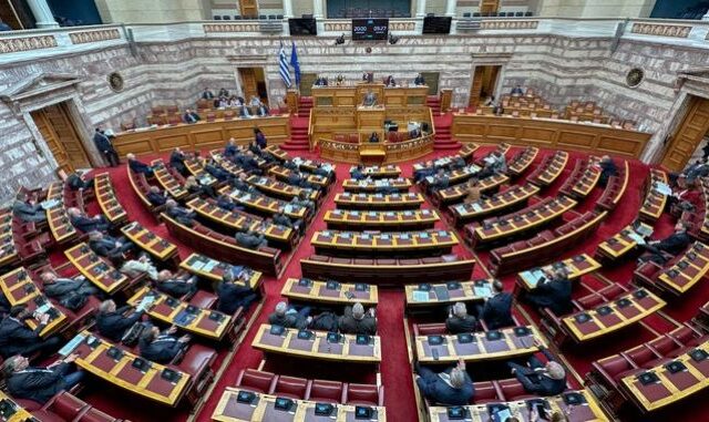 Σήμερα η εκλογή του προέδρου της νέας Βουλής – Τον Κωνσταντίνο Τασούλα προτείνει η ΝΔ