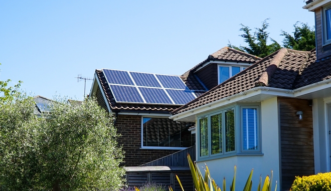 Φωτοβολταϊκά: Αξιοποιήστε την  ενέργεια του ήλιου στο σπίτι σας