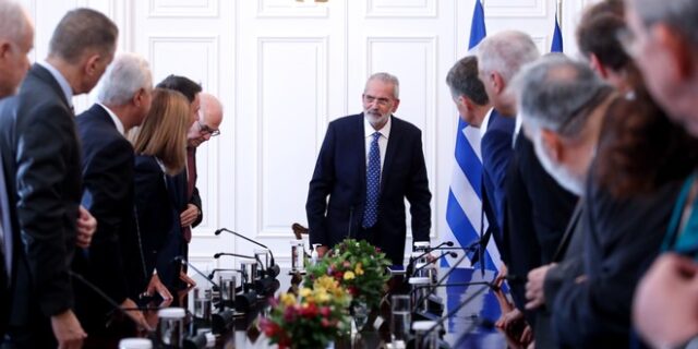 Πρώτη συνεδρίαση του Υπουργικού – Σαρμάς: “Θα καθορίσουμε την κυβερνητική πολιτική μέχρι τις 25 Ιουνίου”