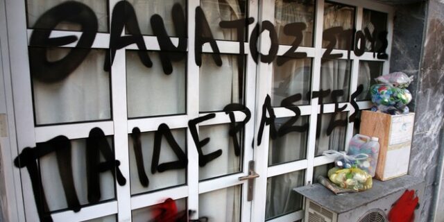 Κολωνός: Στον Εισαγγελέα οι επτά νέοι συλληφθέντες για τον βιασμό της 12χρονης