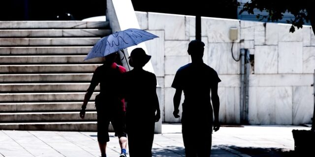 Καιρός: Έως 37 βαθμούς ο υδράργυρος τις επόμενες μέρες – Πτώση από την Κυριακή