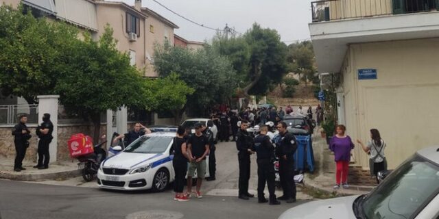 Πλειστηριασμοί: Απετράπη μετά από κινητοποίηση έξωση στα Πετράλωνα – Στο σπίτι κατοικούν δύο άτομα με ειδικές ανάγκες