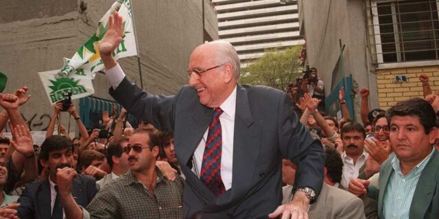 Κώστας Λαλιώτης: Η Ελλάδα ήταν αδιαπραγμάτευτη για τον Ανδρέα Παπανδρέου