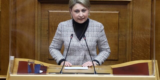 ΣΥΡΙΖΑ: “Κατά της άμβλωσης και της αυτοδιάθεσης του γυναικείου σώματος η νέα υφυπουργός υποδομών”
