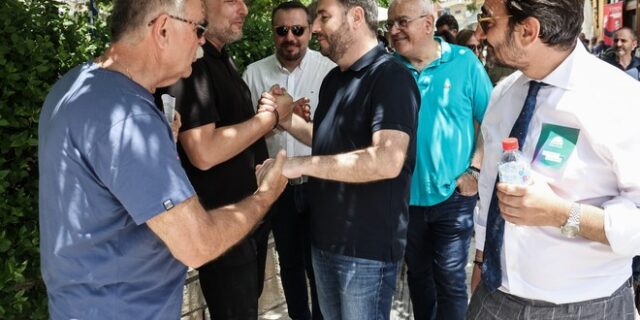 Ανδρουλάκης: “Ισχυρό ΠΑΣΟΚ για να αντιμετωπίσει την αλαζονεία της κυβέρνησης”
