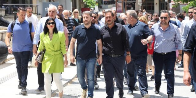 Ανδρουλάκης: “Ας αφήσουν τα υπονοούμενα ο ένας και ο άλλος, και να ενημερώσουν τον λαό τι ακριβώς έχει συμβεί”