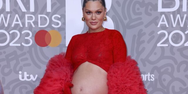 Jessie J: Κάνει twerking στο μαιευτήριο λίγο πριν γεννήσει και στέλνει το πιο “δυνατό” μήνυμα