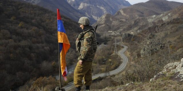 Αναζωπύρωση στο μέτωπο του Ναγκόρνο – Καραμπάχ: Τέσσερις Αρμένιοι νεκροί από πυρά Αζέρων