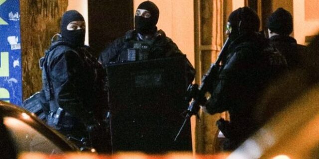 Νέος Κόσμος: “Βρώμικα” τα πιστόλια – Έχουν χρησιμοποιηθεί σε εγκληματικές ενέργειες