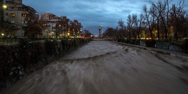 Πλημμύρες σαρώνουν τη Χιλή – 2 νεκροί, 3 αγνοούμενοι