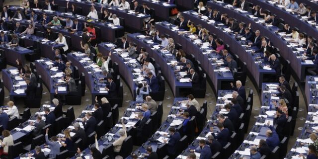 ΕΕ: Αλλαγές στους κανονισμούς για την Τεχνητή Νοημοσύνη συμφώνησε το Ευρωκοινοβούλιο