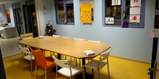 Θεσσαλονίκη: Ξεσπά μητέρα για την εγκατάλειψη του ΚΔΑΠ ΜΕΑ – “Θα βρεθούν έξω 40 παιδιά”