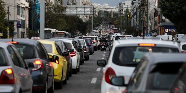 Κίνηση στους δρόμους: Χάος στο κέντρο της Αθήνας – LIVE ΧΑΡΤΗΣ
