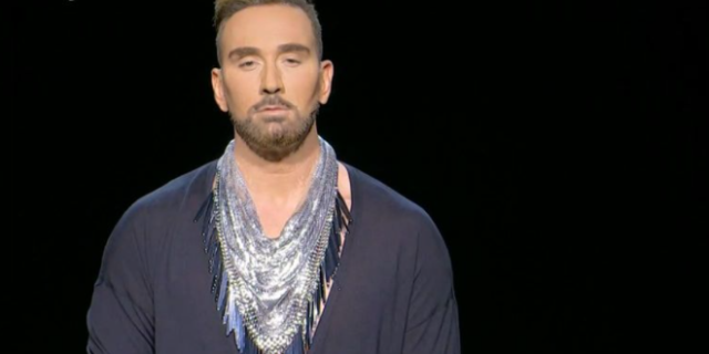 J2US: Ο Νίκος Κοκλώνης “εκτέλεσε” Adele και ζήτησε αμέσως “νταχντιρντί” – Κρίντζαρε το Twitter