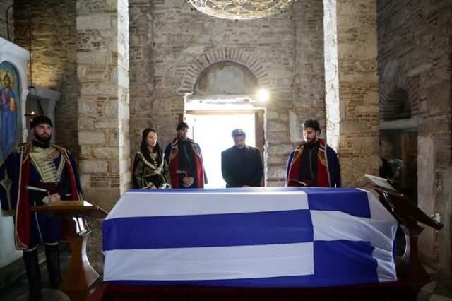 Γιάννης Μαρκόπουλος: Σε λαϊκό προσκύνημα η σορός του – Το απόγευμα η κηδεία του
