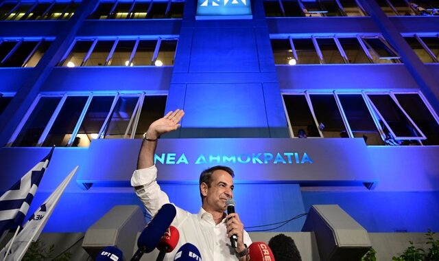 Δεύτερη φορά Μητσοτάκης: Οι πολιτικοί στόχοι της κυβέρνησης και η απειλή της ακροδεξιάς