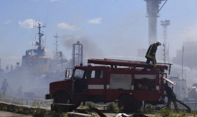 Ουκρανία: 3 νεκροί σε πυραυλικό πλήγμα της Ρωσίας στην Οδησσό
