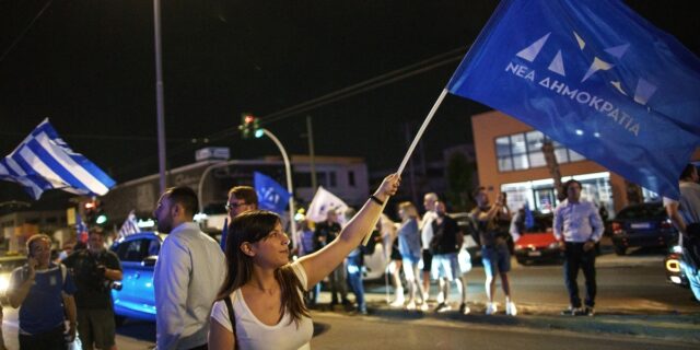 Πώς ψήφισαν οι Έλληνες: 9,2% των νέων επέλεξε “Σπαρτιάτες”, πλήρης αποτυχία ΣΥΡΙΖΑ στο Κέντρο