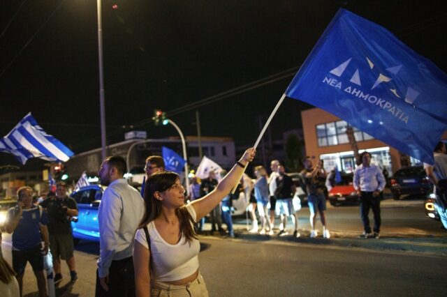 Πώς ψήφισαν οι Έλληνες: 9,2% των νέων επέλεξε “Σπαρτιάτες”, πλήρης αποτυχία ΣΥΡΙΖΑ στο Κέντρο