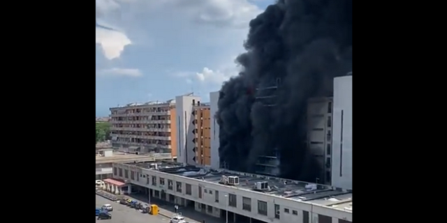 Ιταλία: Ένας νεκρός και 12 τραυματίες μετά από έκρηξη και φωτιά σε κτίριο στη Ρώμη