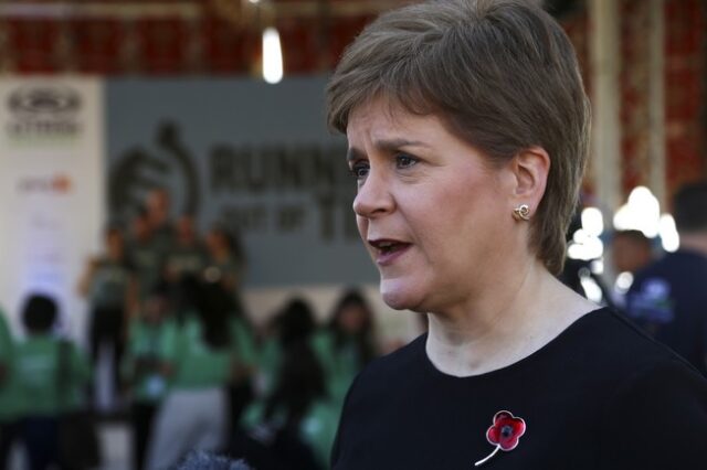 Νίκολα Στέρτζον: Ο πρωθυπουργός της Σκωτίας δήλωσε πως δεν θα την αποβάλει από το κόμμα