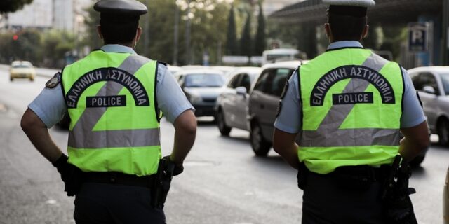 Καλλιθέα: Διακοπή της κυκλοφορίας στην οδό Δαβάκη λόγω βλάβης σε αγωγό