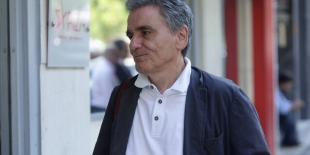 Τσακαλώτος: Οι εικόνες που έρχονται από τη Ρόδο δεν μπορούν να περιγραφούν με λόγια