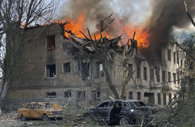 Πόλεμος στην Ουκρανία: Κατάρριψη drone στην Κριμαία ανακοίνωσε η Ρωσία – Δεκάδες τραυματίες από έκρηξη στο Ντνίπρο