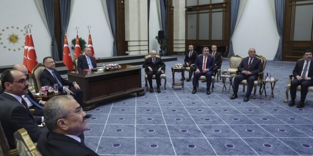 Τουρκία: Εκτός κυβέρνησης Ακάρ, Σοϊλού και Τσαβούσογλου σύμφωνα με τα ΜΜΕ της χώρας