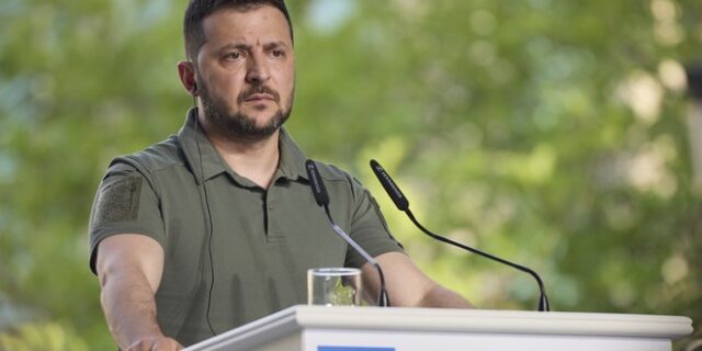 Ζελένσκι: Η Ρωσία πρέπει να προετοιμάσει τους πολίτες της πως θα χάσει εδάφη