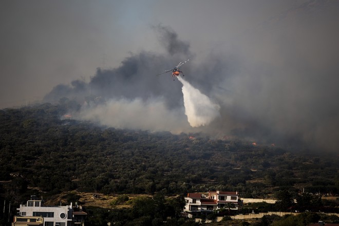 Σαρωνίδα: “Κάηκε όλο το Πάνειο όρος” – Στάχτη πάνω από 30.000 στρέμματα
