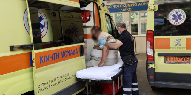 Προγραμματικές δηλώσεις: Τι είπε ο πρωθυπουργός για ΕΚΑΒ, προσλήψεις και συνεργασία του ΕΣΥ με ιδιώτες