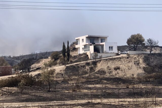 Χωρίς τουρίστες μένει η Νότια Ρόδος