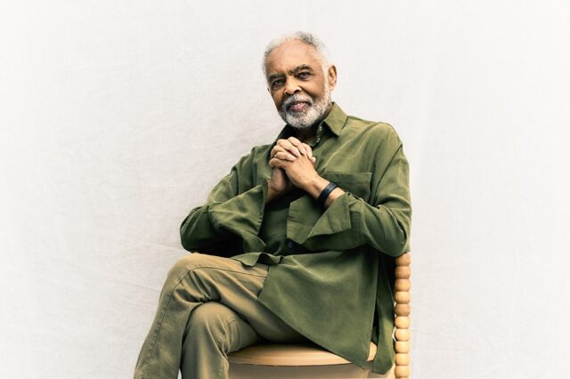 Gilberto Gil: Ο θρύλος της Βραζιλίας “αγκαλιάζει” το Ηρώδειο