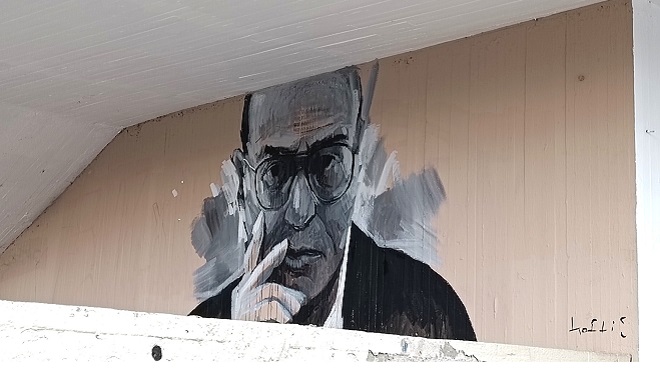 Γιώργος Κόφτης στο NEWS 24/7: “Επιστροφή στο σκοτάδι” η επιλογή του ΑΠΘ να σβήσει το γκράφιτι του Αγγελόπουλου