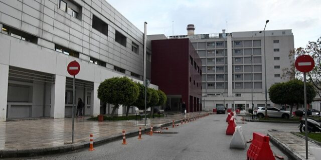 Πάτρα: Εκτός κινδύνου νοσηλεύεται η 25χρονη – Αναζητείται ο 28χρονος σύντροφός της που τη μαχαίρωσε