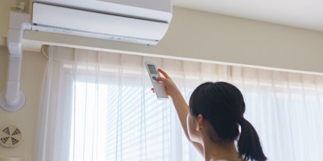 Καύσωνας: Πώς μπορούμε να εξοικονομήσουμε ενέργεια